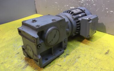 Getriebemotor 0,25 kW 54 U/min von SEW EURODRIVE - S40D71C-4