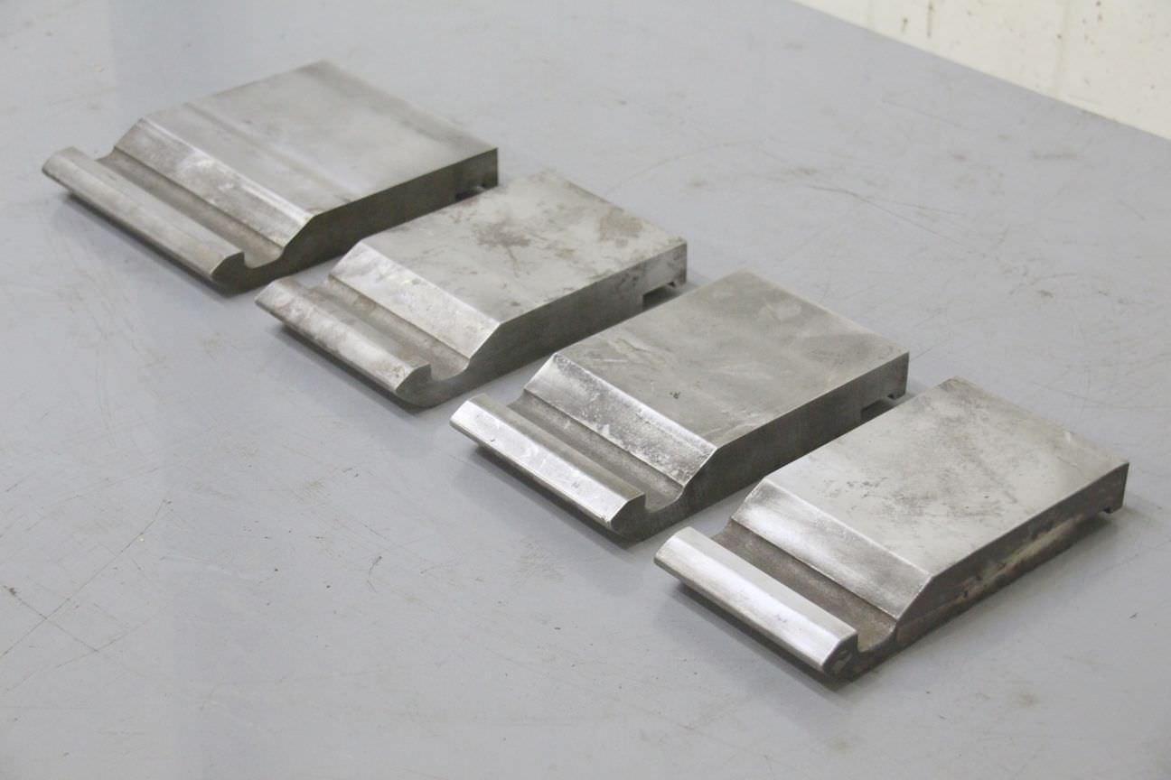 Abkantwerkzeug geteilt von unbekannt - Länge 475 mm 70°