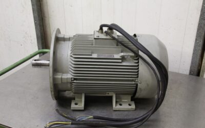 Alternative view of Elektromotor 2,1/3,1/9 kW 730/980/1460 U/min von Siemens - IEC160L