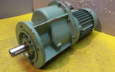 Getriebemotor 0,37 kW 85 U/min von BAUER - G12-20/DK74-178-W-AS/M