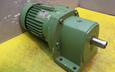 Alternative view of Getriebemotor 0,1/0,45 kW 15/60 U/min von Flender - Z112-G80M/3/2