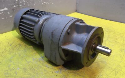 Alternative view of Getriebemotor 0,37 kW 200 U/min von Obermoser - D77RKF
