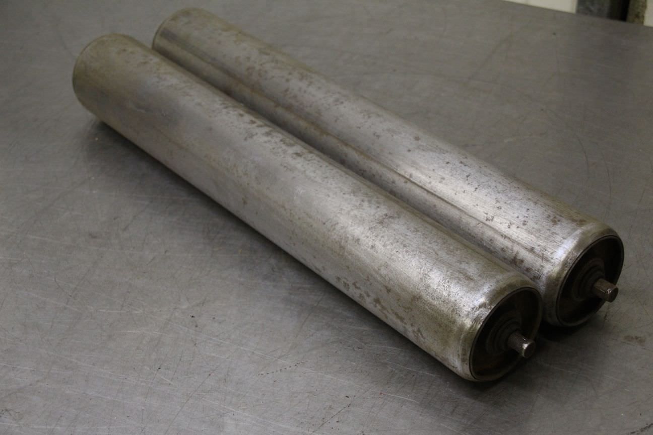 Förderbandrollen Transportrollen von Stahl - Ø 80 x 495 mm