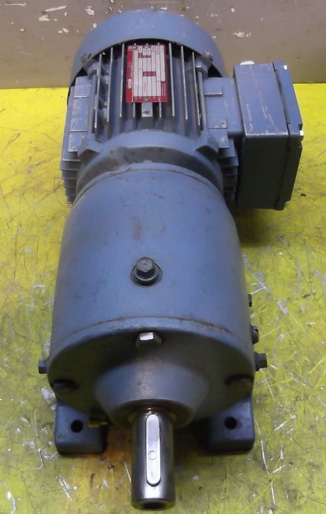 Getriebemotor 0,25 kW 73 U/min von SEW Eurodrive - R40DT71C4 – Bild 3