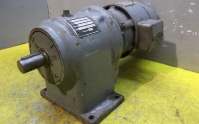 Getriebemotor 0,22/0,3 kW 44/88 U/min von Dietz - GDP123K