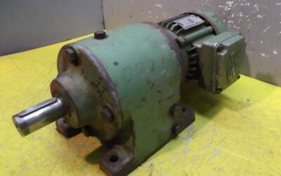 Getriebemotor 0,37 kW 32,5 U/min von SEW EURODRIVE - R53WD71D-4