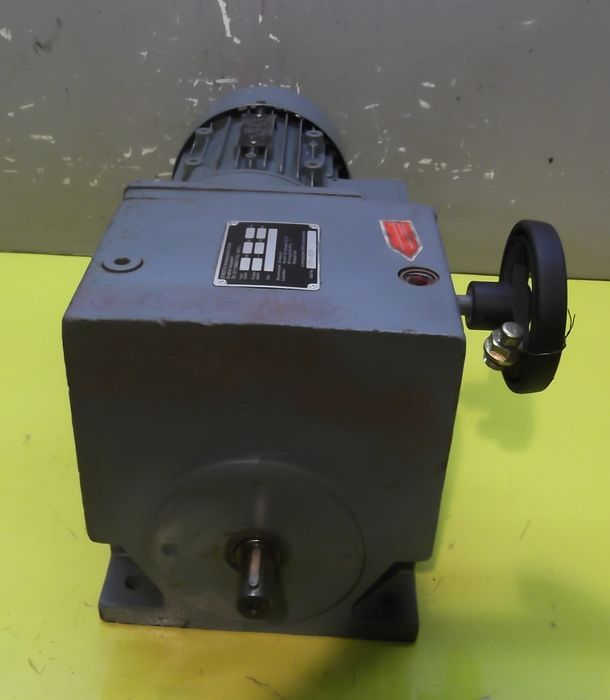 regelbarer Getriebemotor 0,75 kW 12,5-125 U/min von Siemens - 1LA7083-4AA13-Z – Bild 3