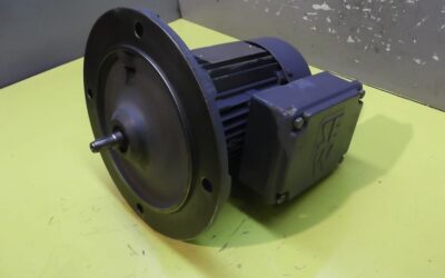 Elektromotor 0,22/0,4 kW 670/1400 U/min von SEW Eurodrive - R83eDT80N8/4