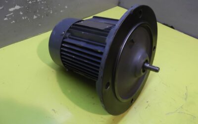 Alternative view of Elektromotor 0,22/0,4 kW 670/1400 U/min von SEW Eurodrive - R83eDT80N8/4