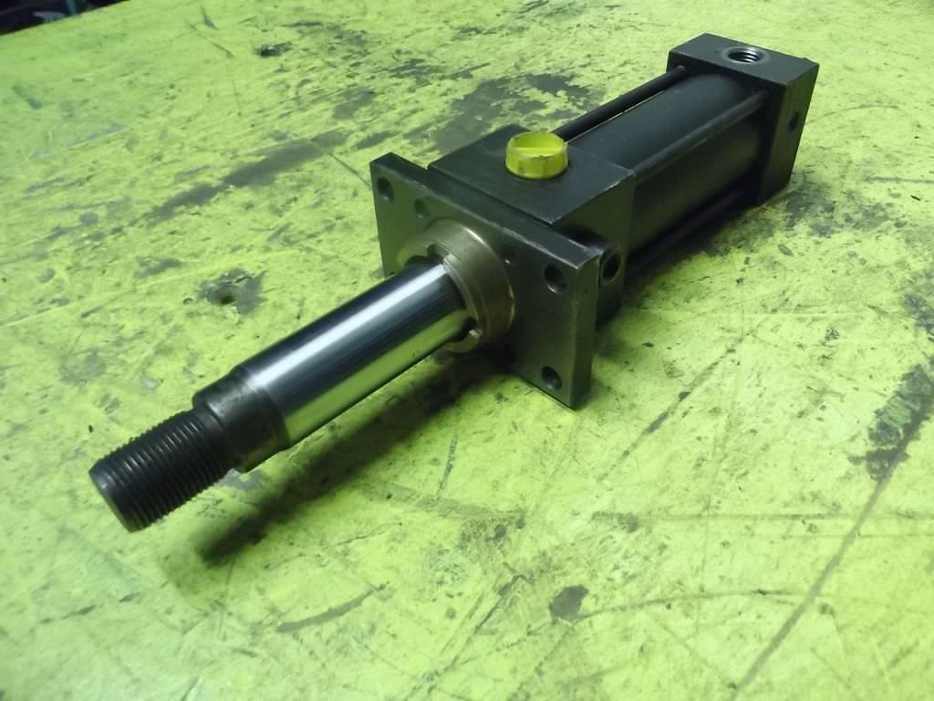Hydraulikzylinder von Parker - 0J-3LG24MC