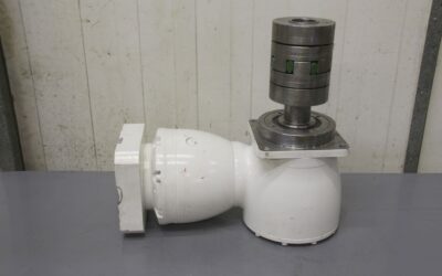 Alternative view of Winkelgetriebe 1:16 von Wittenstein alpha - SK+180S-MF2-16-OK1-1S10