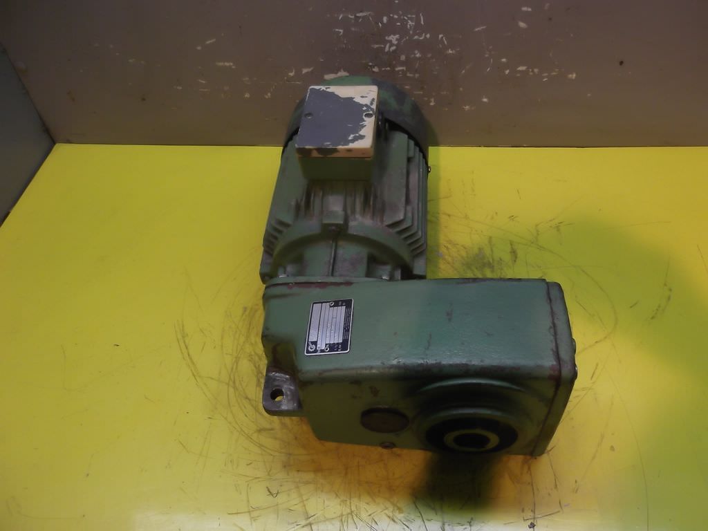 Getriebemotor 1,5 kW 120 U/min von Nord - SK1282A-90 L/4 – Bild 3