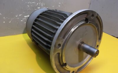 Alternative view of Elektromotor 2,2 kW 1425 U/min von ETM - B5-100x2,2x1500