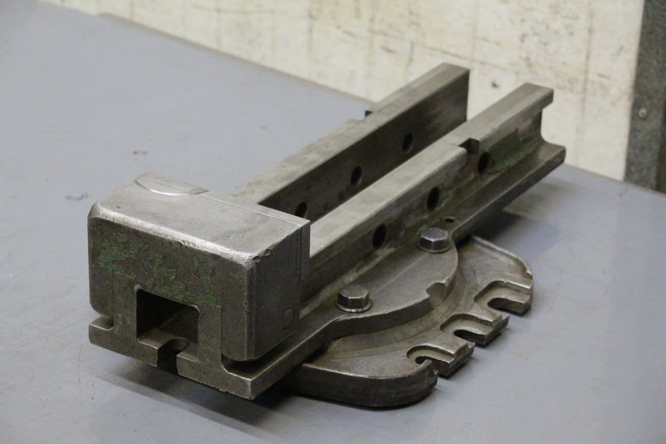 Hydraulikschraubstock 160 mm von unbekannt - 1x Unterteil