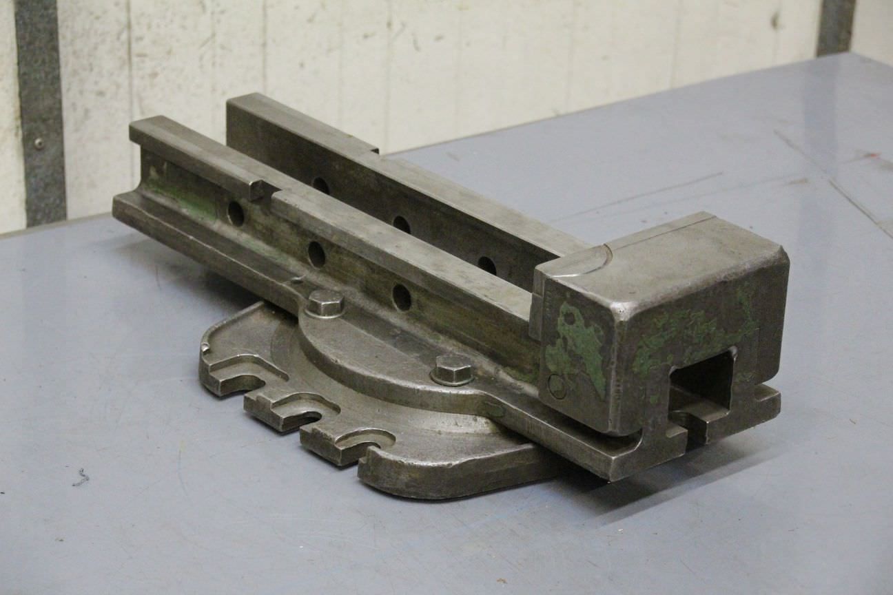 Hydraulikschraubstock 160 mm von unbekannt - 1x Unterteil – Bild 2