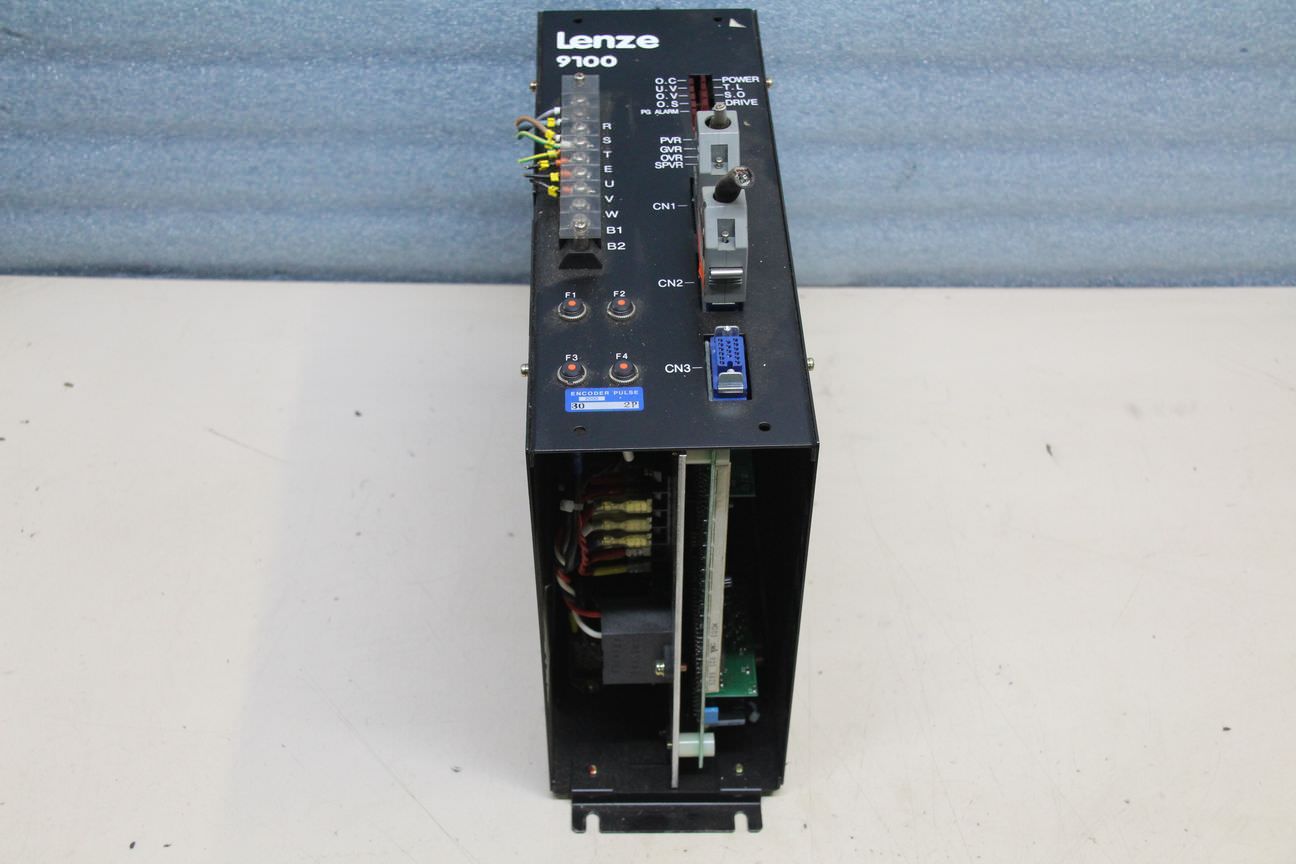 Frequenzumrichter 0,12 kW von Lenze - 33.9114 B – Bild 2