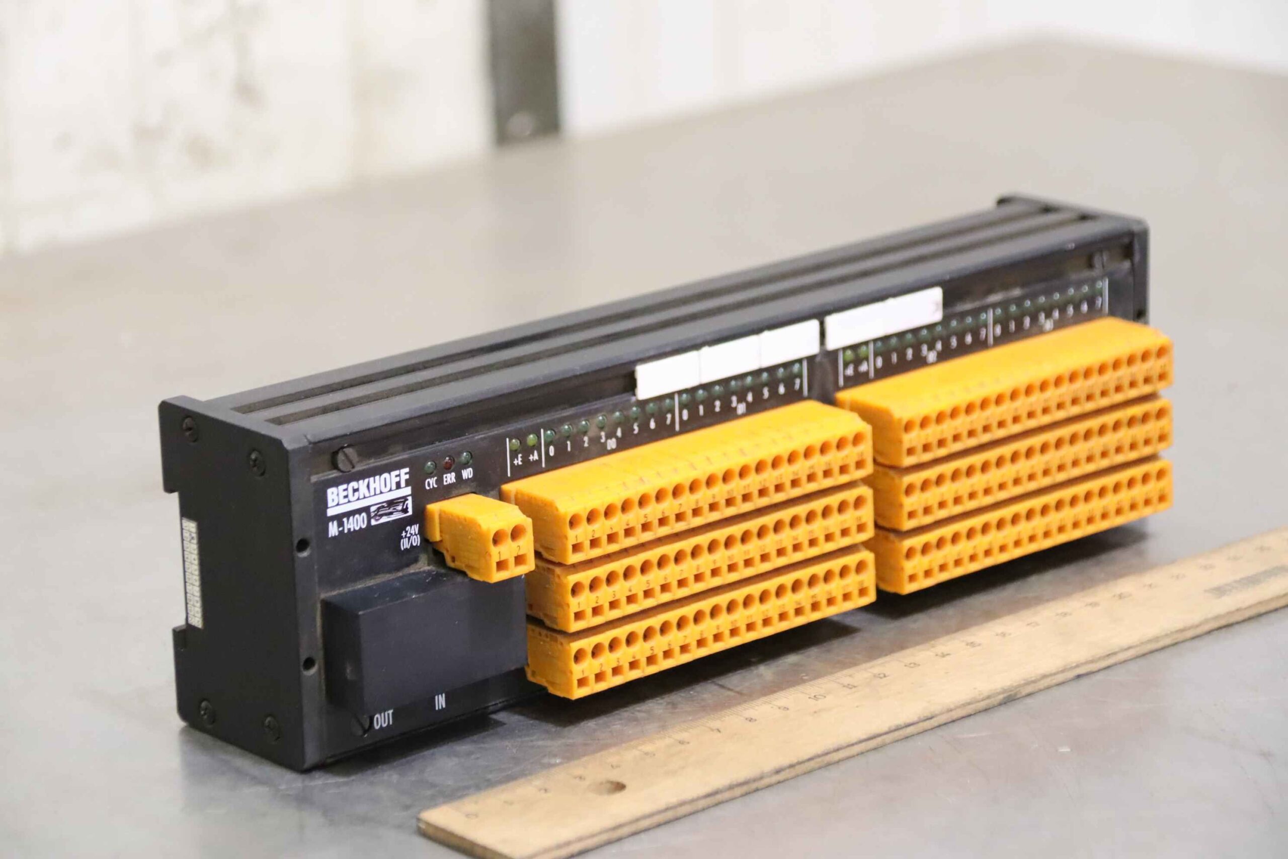 Lightbus-Kombi-Ein-/Ausgabemodul von Beckhoff - M-1400 – Bild 12