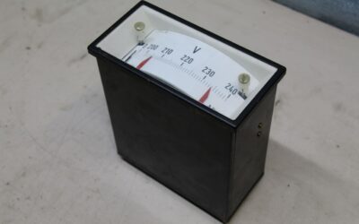 Einbaumessgerät Analog von AEG - Spannungsmessgerät, Voltmeter 200-240V
