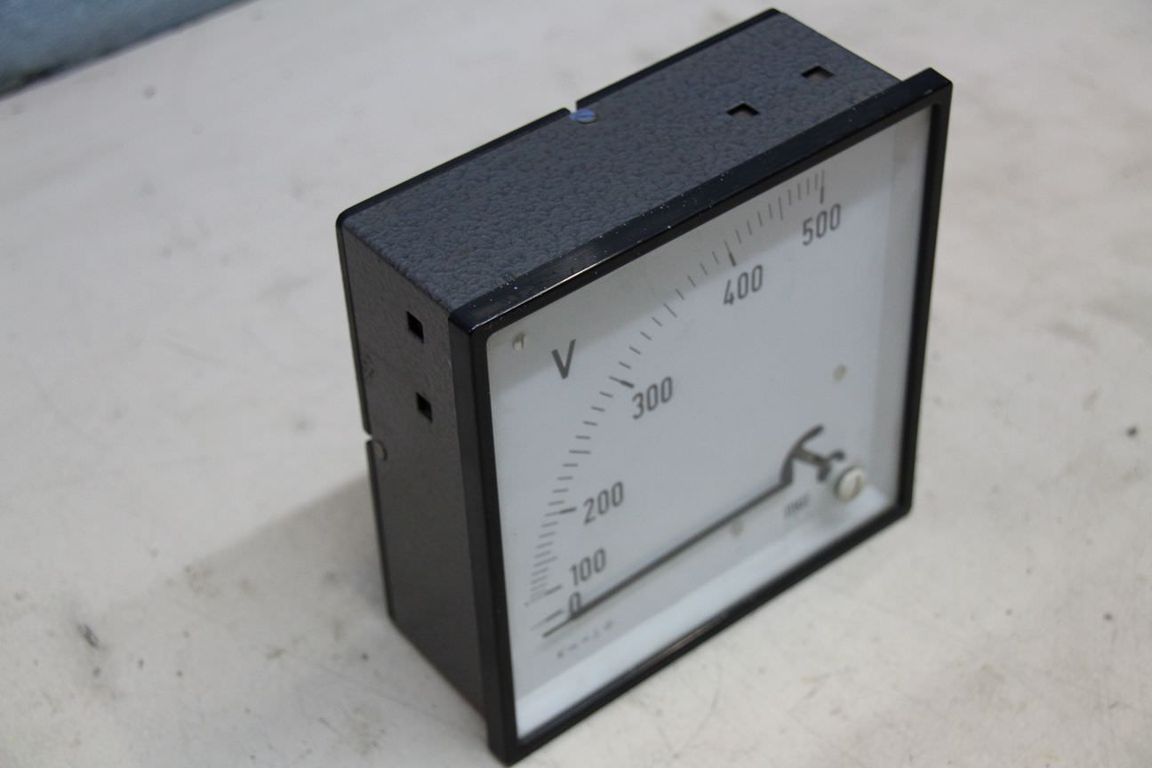 Einbaumessgerät Analog von MEW - Spannungsmessgerät, Voltmeter 100-500V – Bild 3