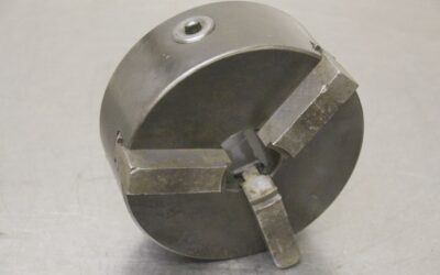 Dreibackenfutter von unbekannt - Durchmesser 190 mm