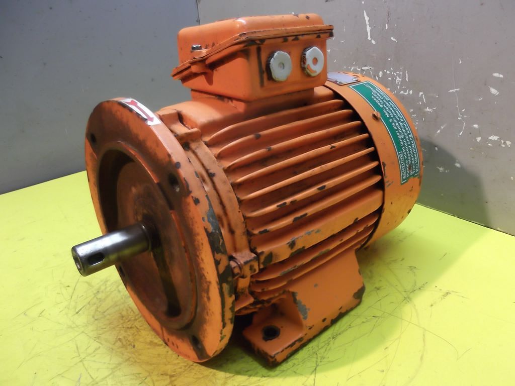 Elektromotor 4 kW 2860 U/min Fuß defekt von Dietz - DR112M/2Q