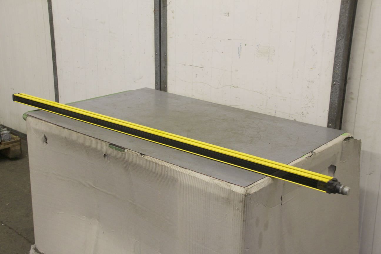 Lichtschranke 1650 mm von SICK - C4000