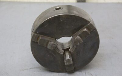 Alternative view of Dreibackenfutter von unbekannt - Durchmesser 190 mm