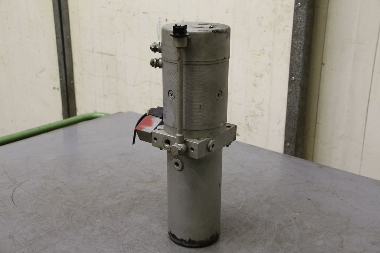 Hydraulikpumpe für Elektrostapler 24 V 2 kW von OMG Kostov - 214EA