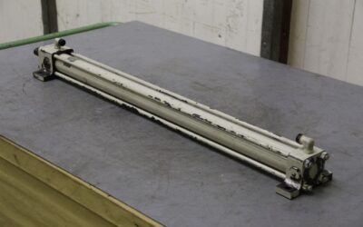 Hydraulikzylinder von Taiyo - Hub 700 mm