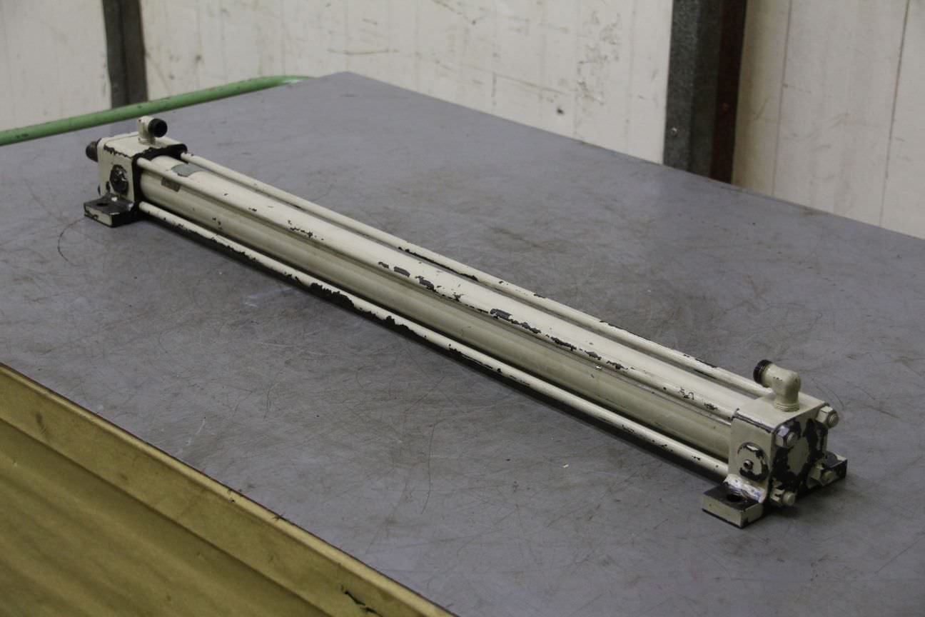 Hydraulikzylinder von Taiyo - Hub 700 mm