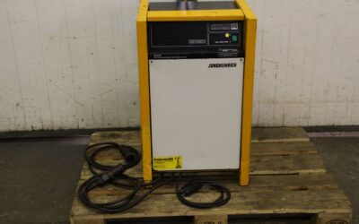 Alternative view of Ladegerät für Stapler 24 V 65 A von Jungheinrich - Akkumat