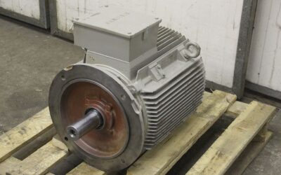 Elektromotor 30 kW 2945 U/min von Siemens - 1 LA6206-2AA61-Z 200L IM B5