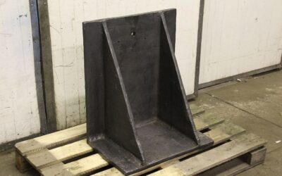 Alternative view of Aufspannwinkel von Stahl - 600/405/H710 mm