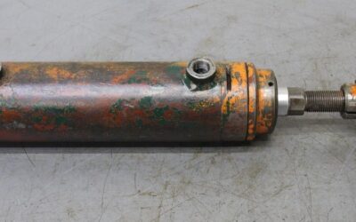 Alternative view of Hydraulikzylinder von unbekannt - Hub 138 mm