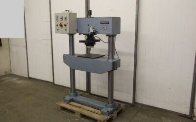 Druck-Präge-Stempelmaschine (defekt) von Pressor - P18