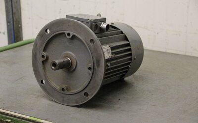 Elektromotor 1,5 kW 935 U/min von MEZ - 1AP100L-6