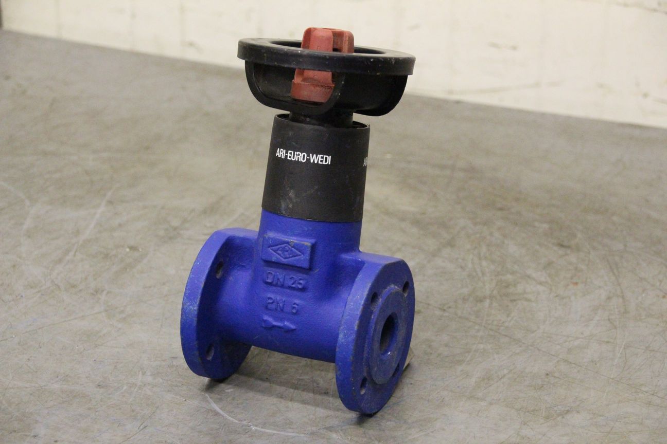 Absperrschieber mit Flanschanschluss von ARI - JL1040 DN25 PN6