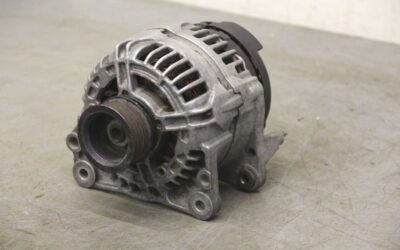 Lichtmaschine 12 V von Bosch - 14V  70A