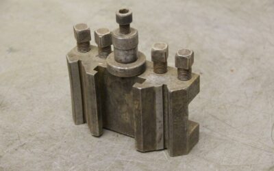 Schnellwechsel Stahlhalter von unbekannt - Aufnahmepunkte 112 mm