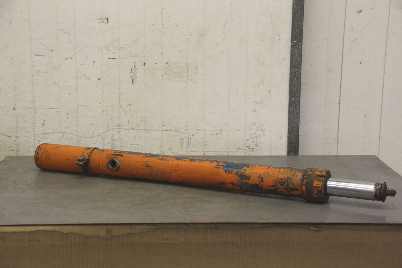 Hydraulikzylinder von unbekannt - Hub 800 mm – Bild 3