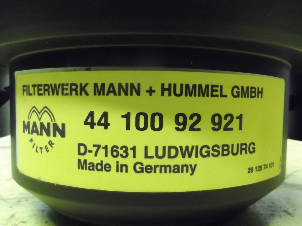 Luftfiltergehäuse von Mann Filter - 44 100 92 921 – Bild 4