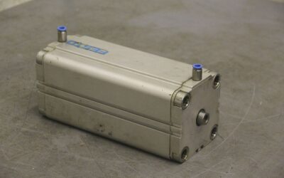 Alternative view of Kompaktzylinder von Festo - Hub 200 mm