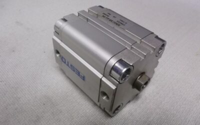 Alternative view of Kompaktzylinder von Festo - ADVU-50-40-PA