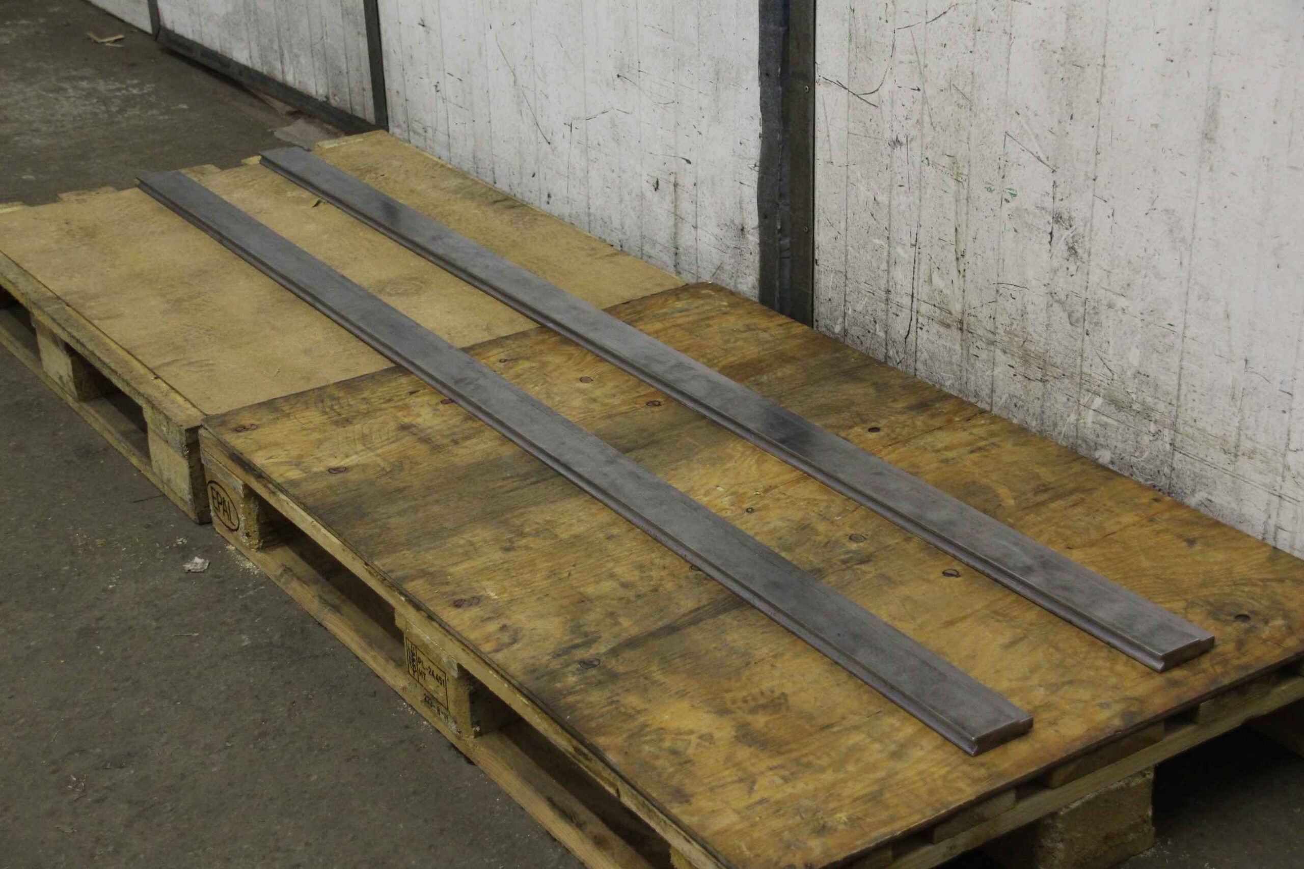 Abkantwerkzeug geteilt 4200 mm von unbekannt - 20/75/4200 mm