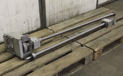 Alternative view of Kugelumlaufspindel mit Mutter von Rexroth - Gewindelänge 1150