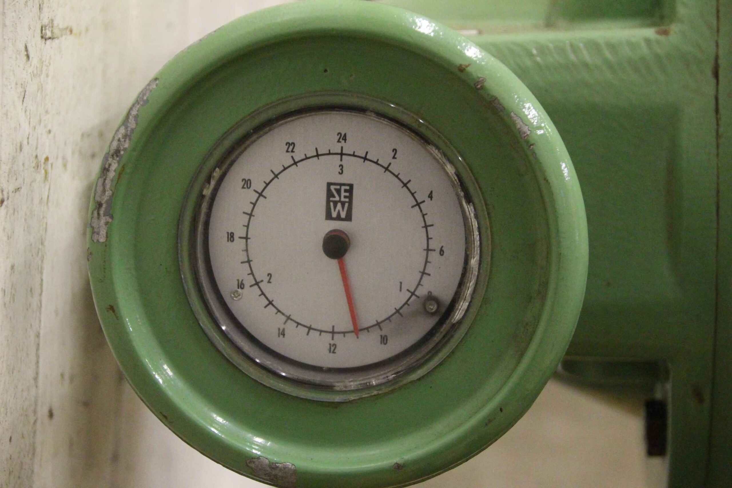 regelbarer Getriebemotor 9,2 kW 34-207 U/min von SEW EURODRIVE - DFV132ML-4 – Bild 4