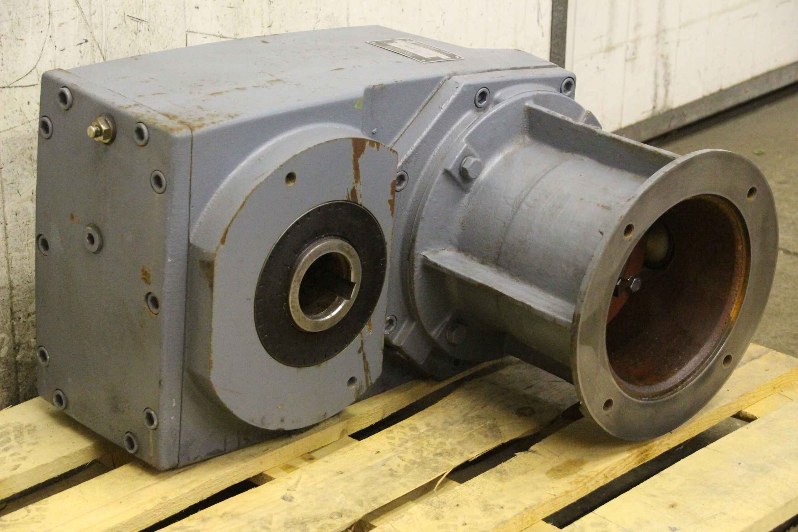 Getriebe 1:16,29 von Nord - SK 7282AG IEC160 – Bild 2