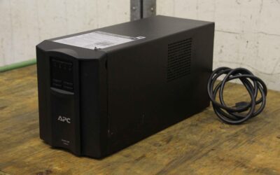 Stromversorgung von APC - Smart-UPS 1000