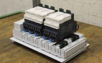 Steuerungsmodul von Schneider - LUCA 12 BL LUB12