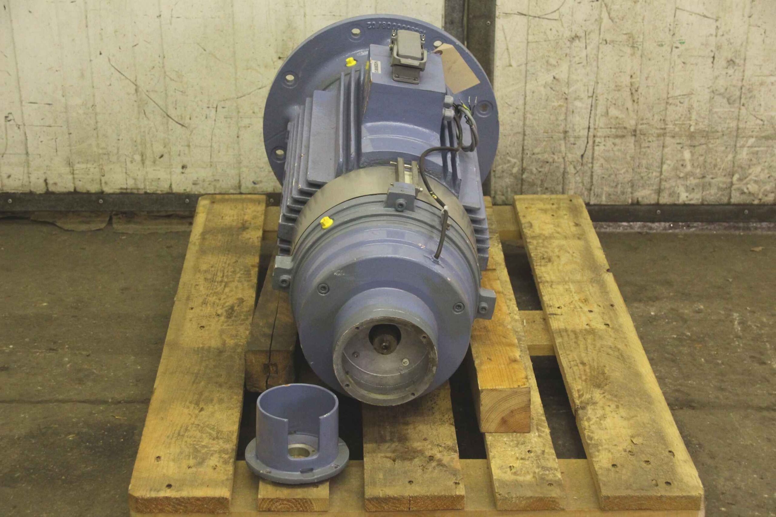 Servomotor 120 Nm 1250 U/min von Moog - FGVR 180L4-D-A-BC-C – Bild 4